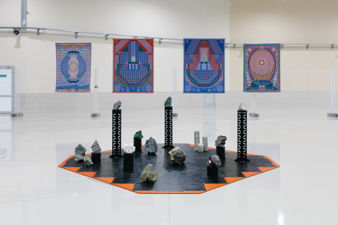 УОМЗ (Ростех). Елена Попова. Не прикасайся, пока горячо Фото: Анна Марченкова