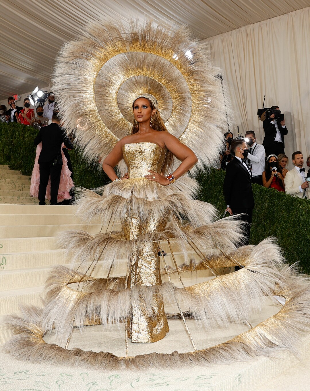 Иман в Harris Reed на Met Gala