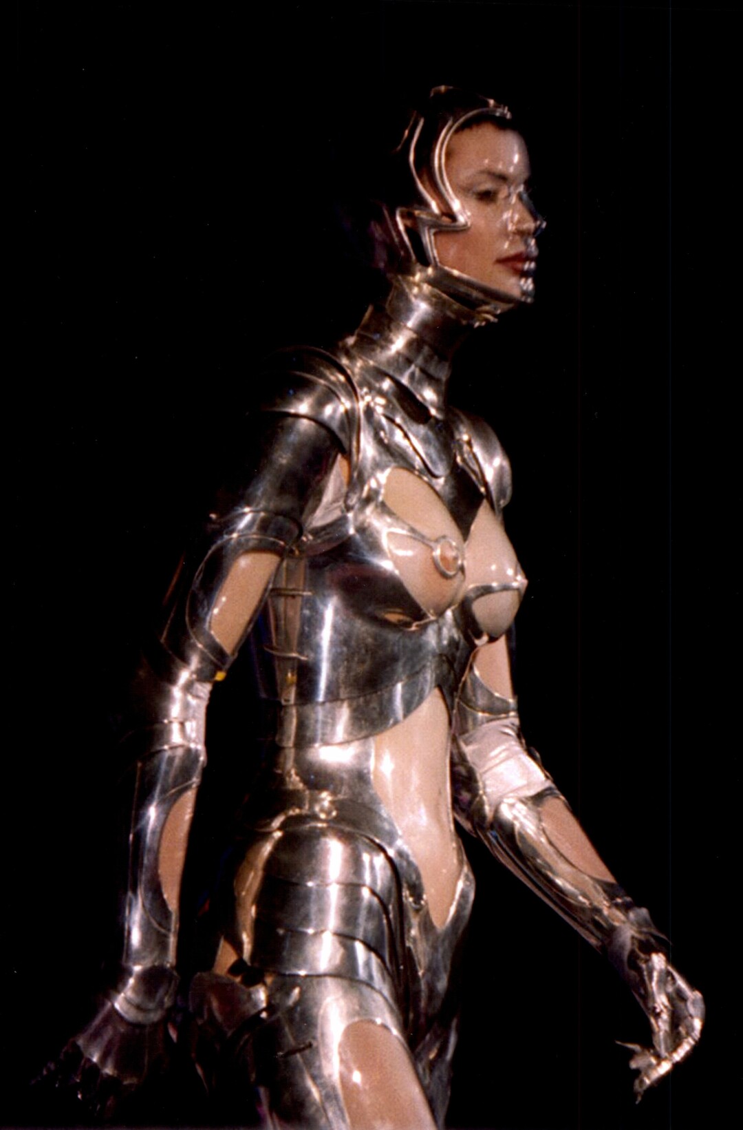 Доспехи Mugler, 1995 год