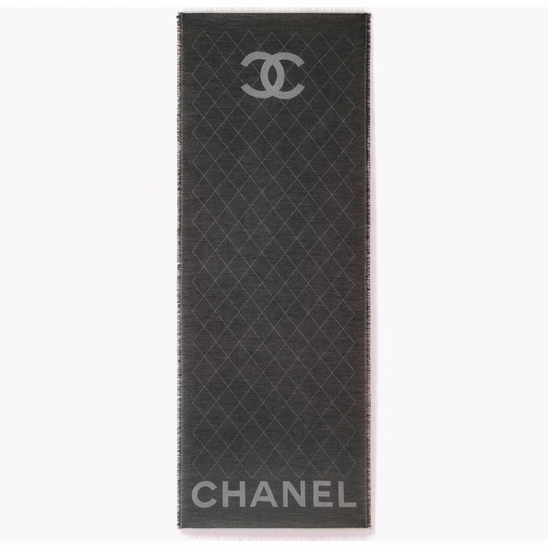 Chanel, Невский пр., 152, 66 600 руб.