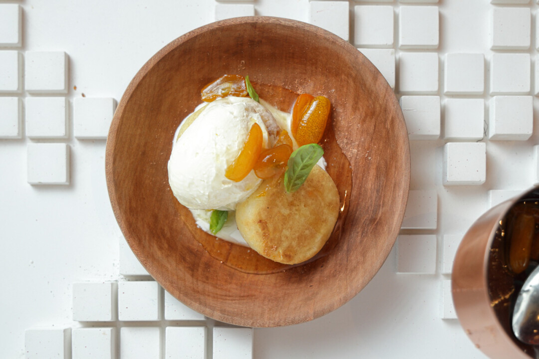 Сырники с вареньем из кумквата