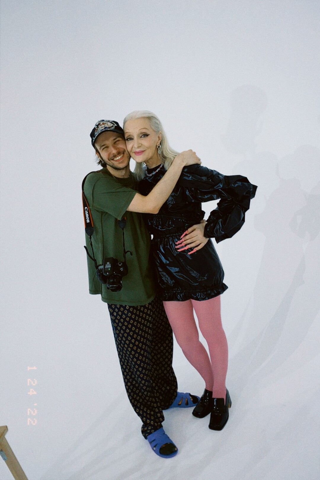 Валентина Ясень и фотограф Саша Чайка на первой съемке будущей топ-модели для 8store