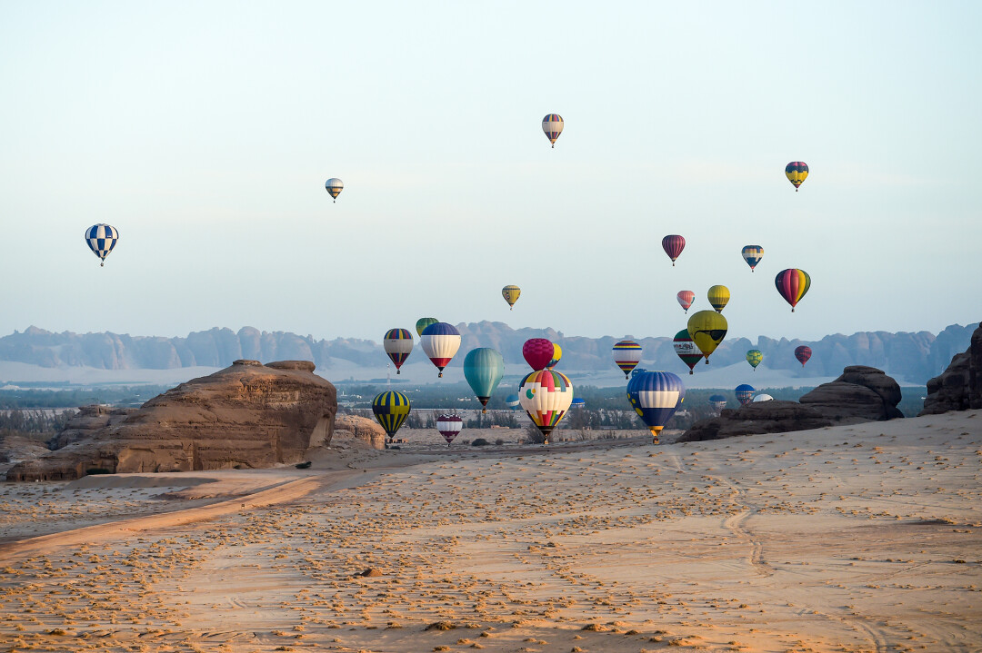 Фестиваль воздушных шаров в рамках международного культурного фестиваля «Зима в Танторе», который проводится в Аль-Уле зимой