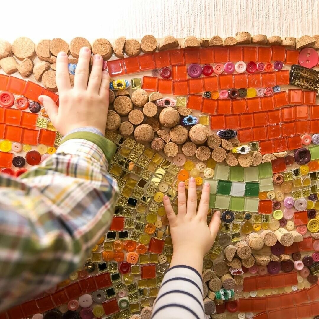 Тактильная стена для особенных детей