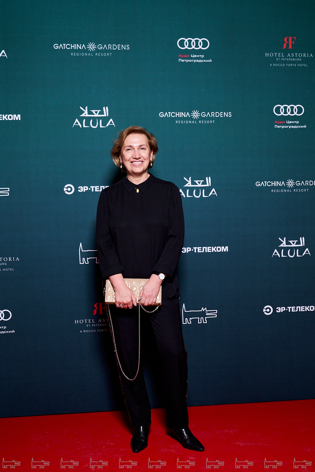 Елена Лашкова