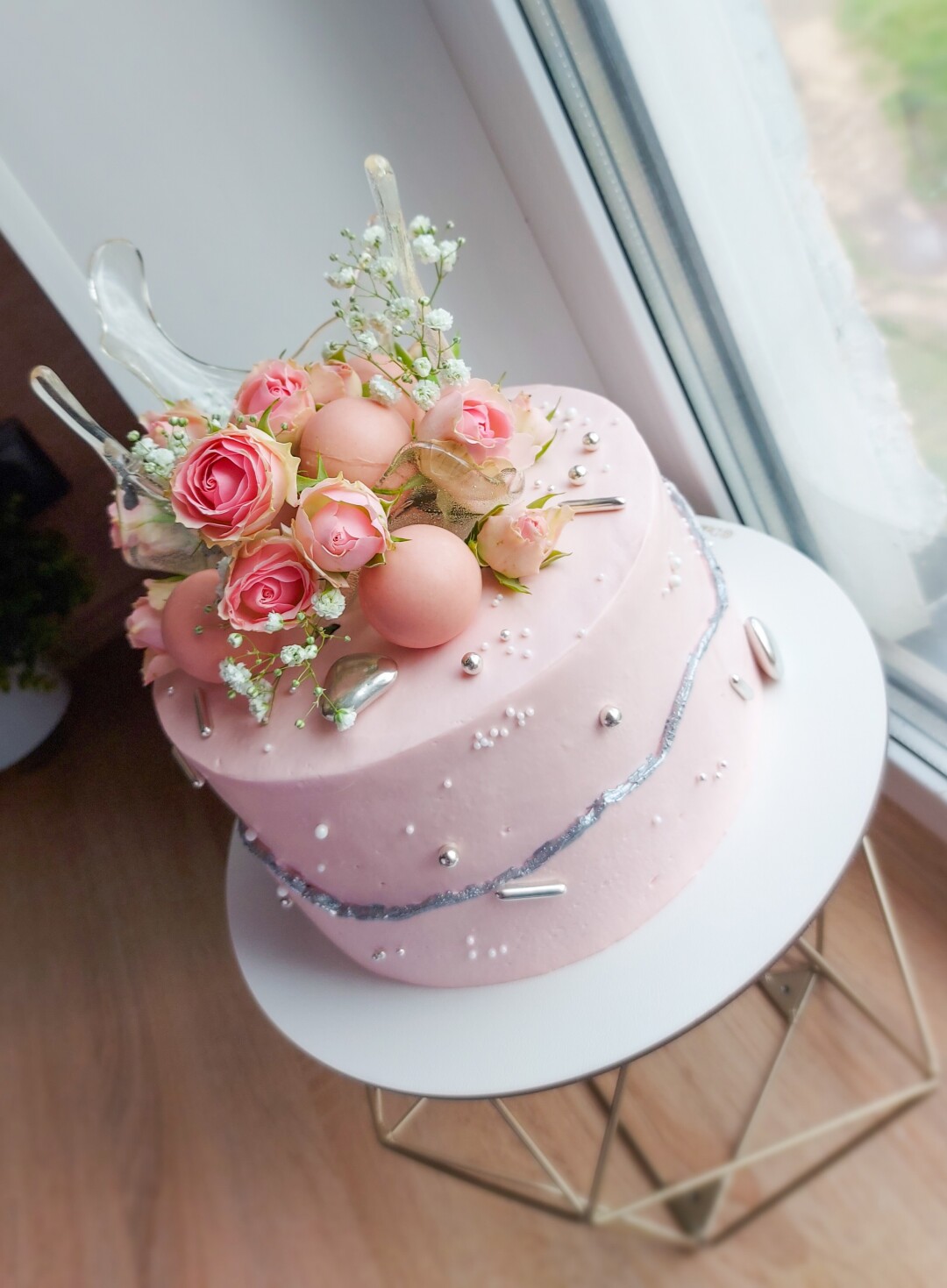 Тренды свадебных тортов - 2025: на что обратить внимание? U magazine Дзен