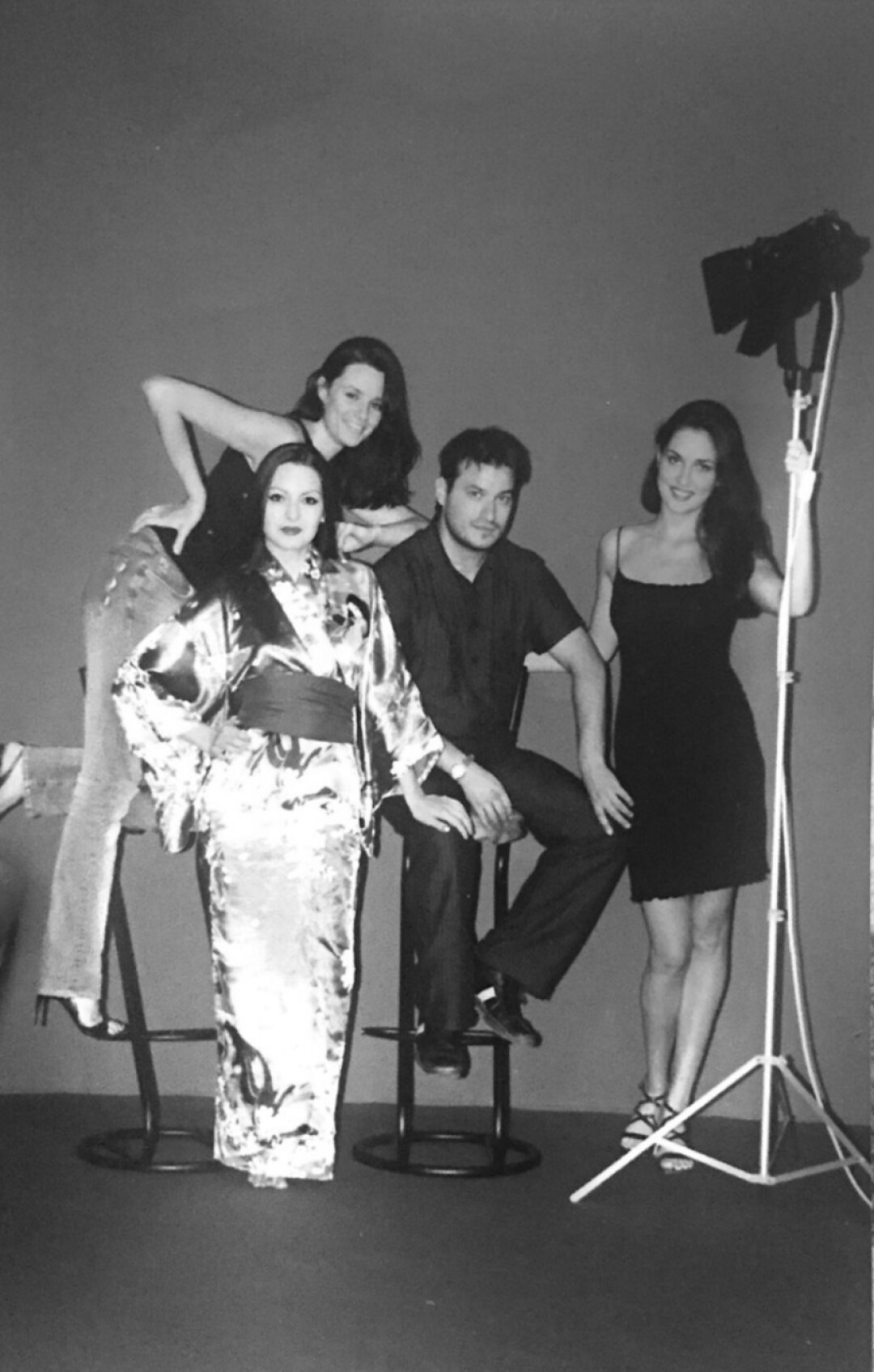 Ольга Коваленко (в кимоно), Мария Чеботкевич (сверху), Андрей и Алена Трофимова