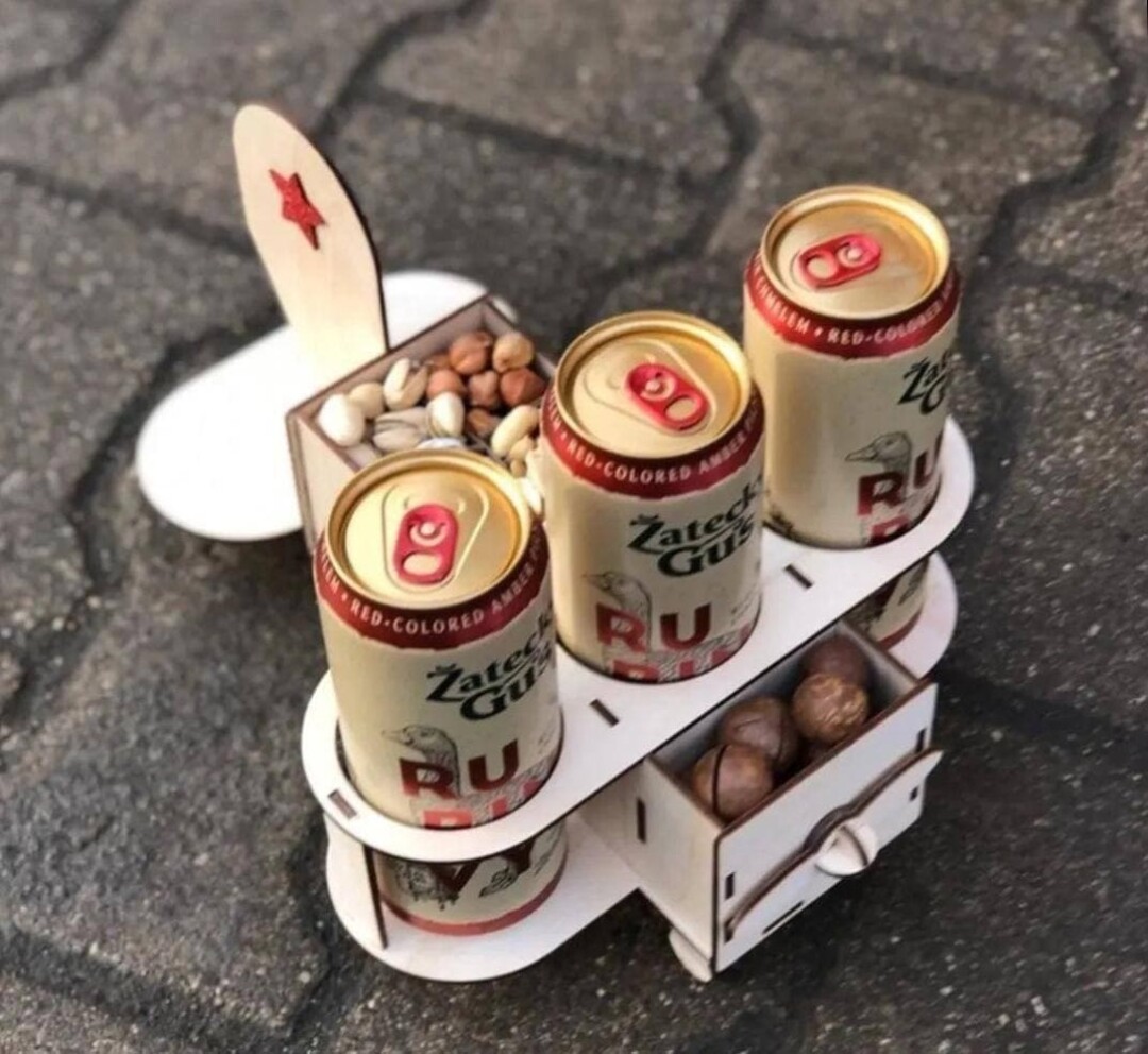 Подставка для банок пива и снеков в виде самолета/автомобиля/танка, 550 ₽