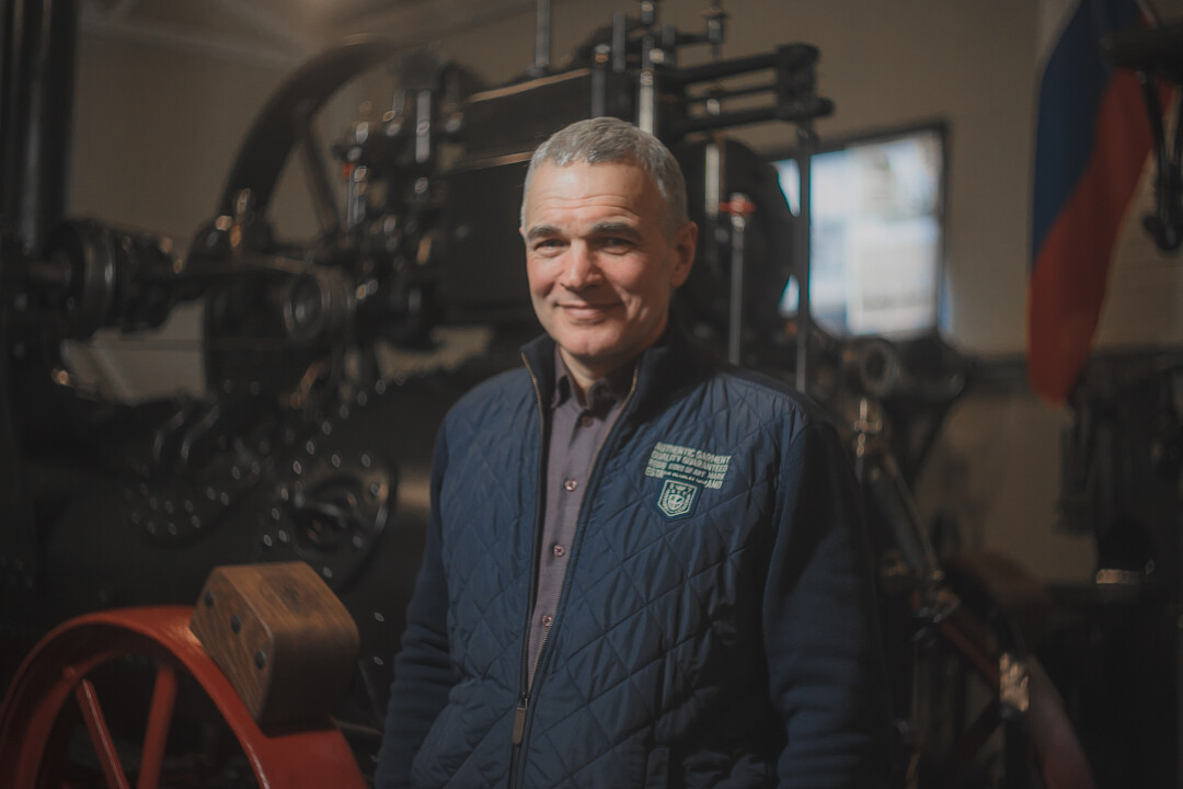 Вадим Иванов, владелец частного музея паровых механизмов