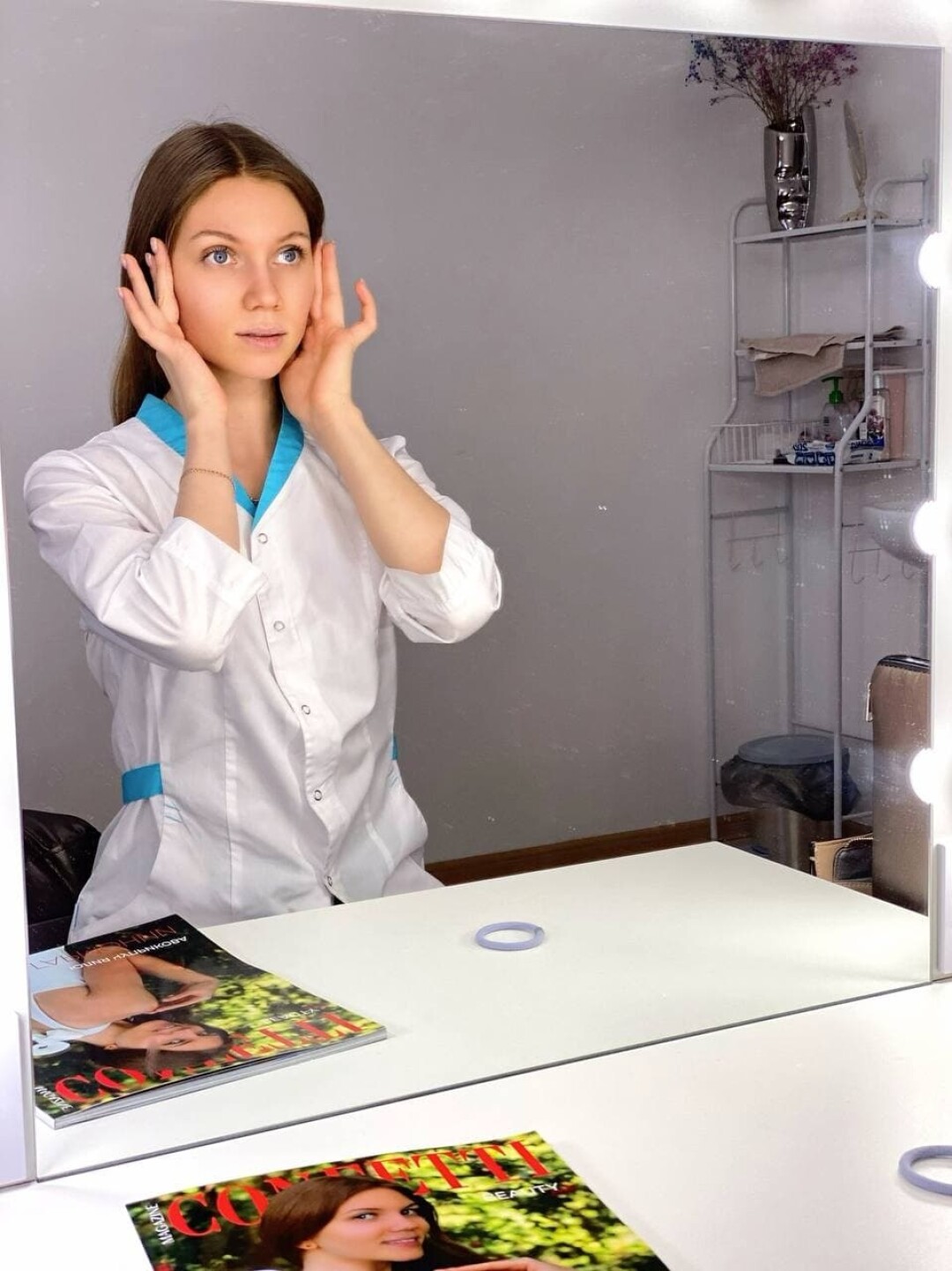 Сертификат на посещение массажа лица, 2 000₽