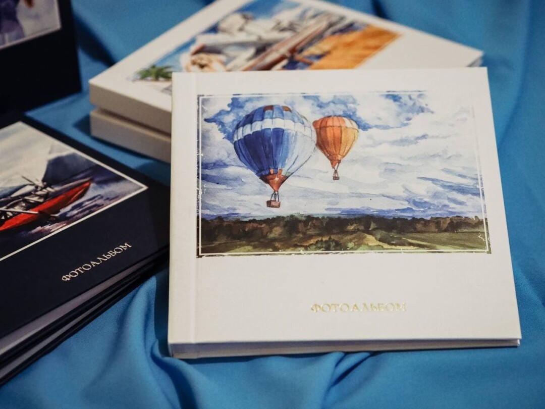 Фирменные фотоальбомы, 2 500₽