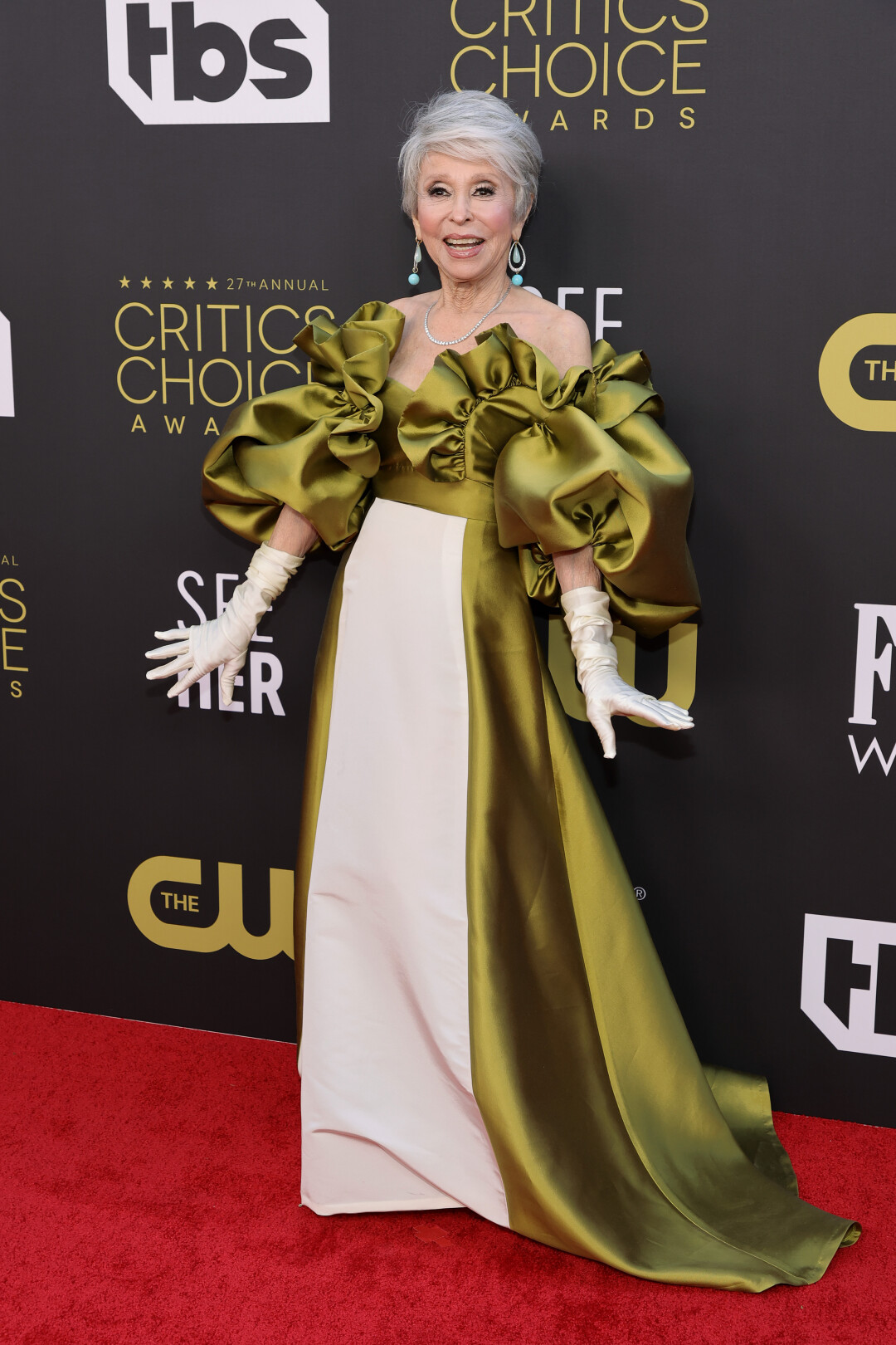 Рита Морено в Greta Constantine