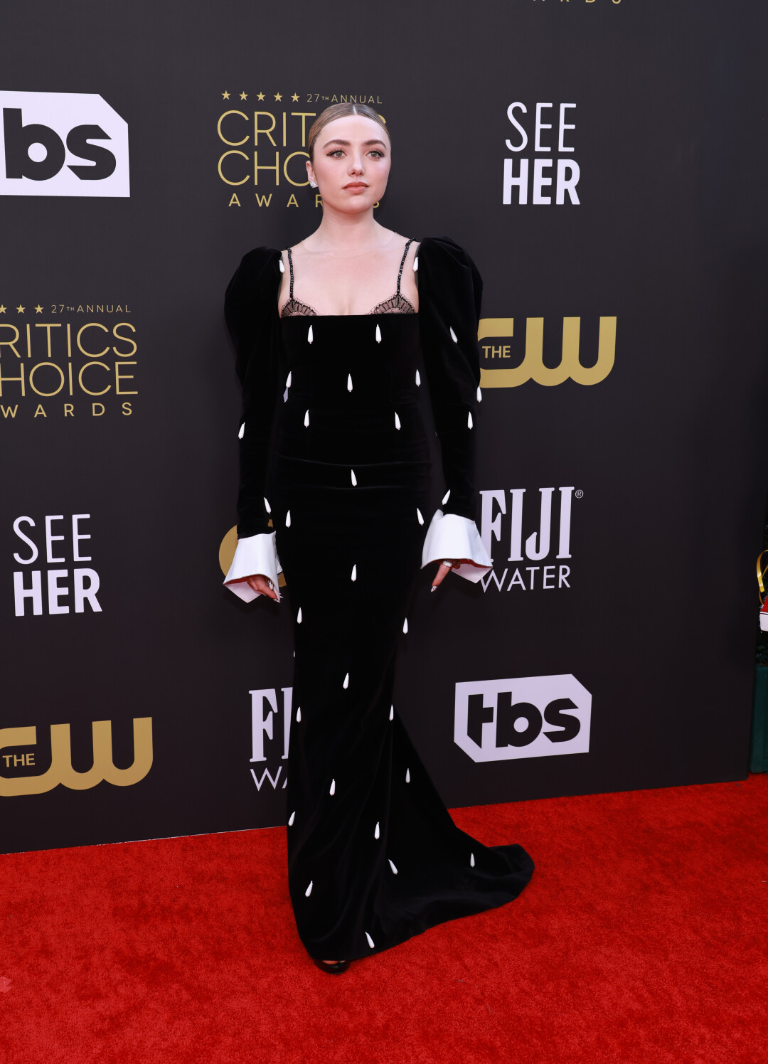 Пейтон Лист в Yanina Couture