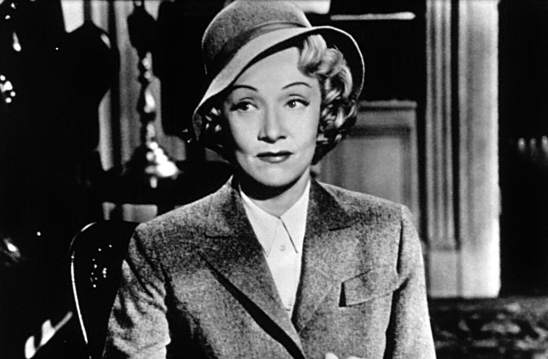 Марлен Дитрих в фильме 1957 года.