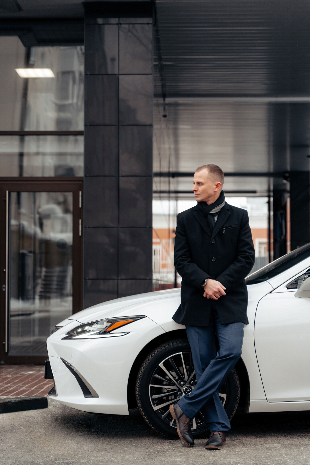 Обновленный Lexus ES