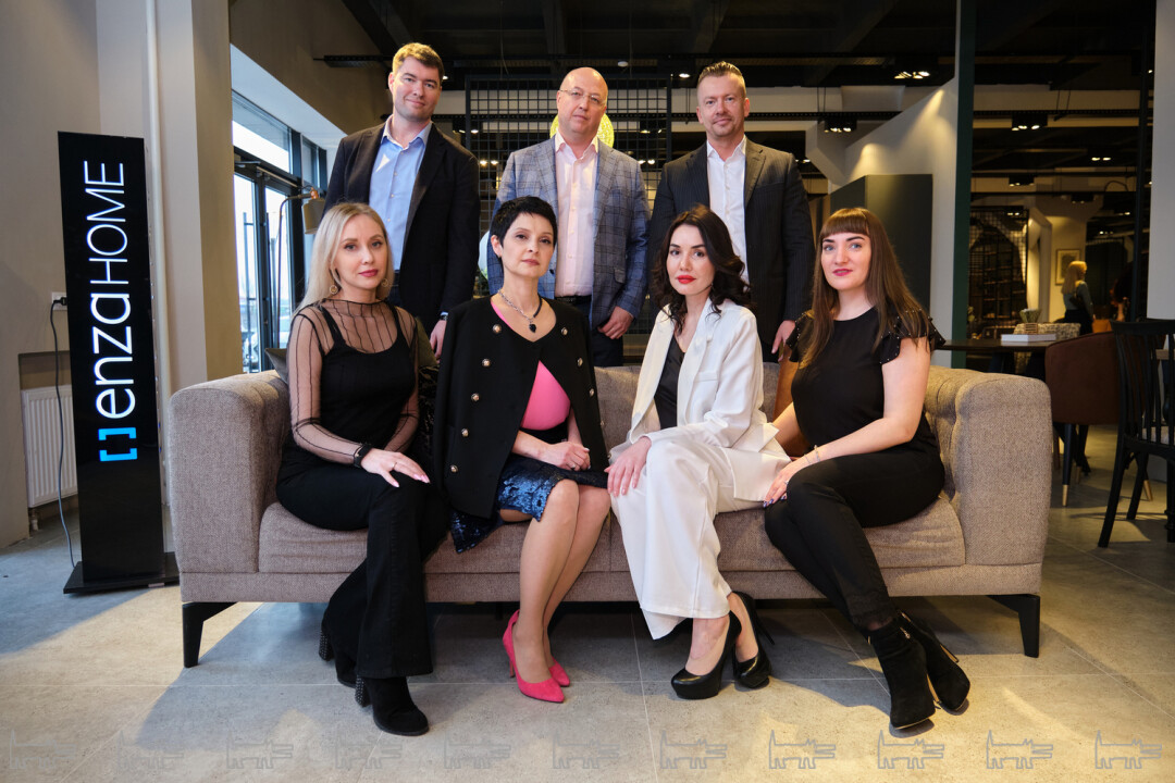 Оксана Новокшонова, Рузина Липатова, Ильмира Гареева, Снежана Руденко, Владимир Романовский, Олег Шумков, Денис Щербаков