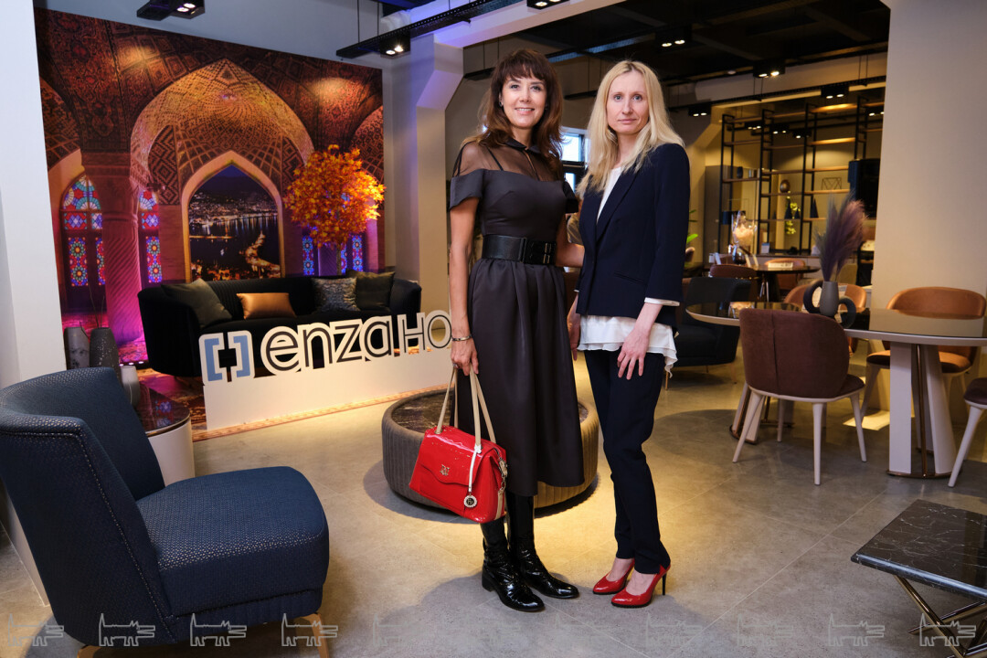 Светлана Коземаслова, Елена Быкова