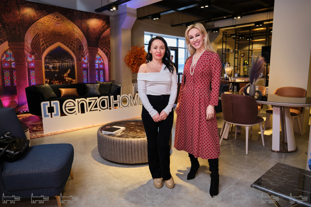 Айгуль Афонина, Лариса Хасанова