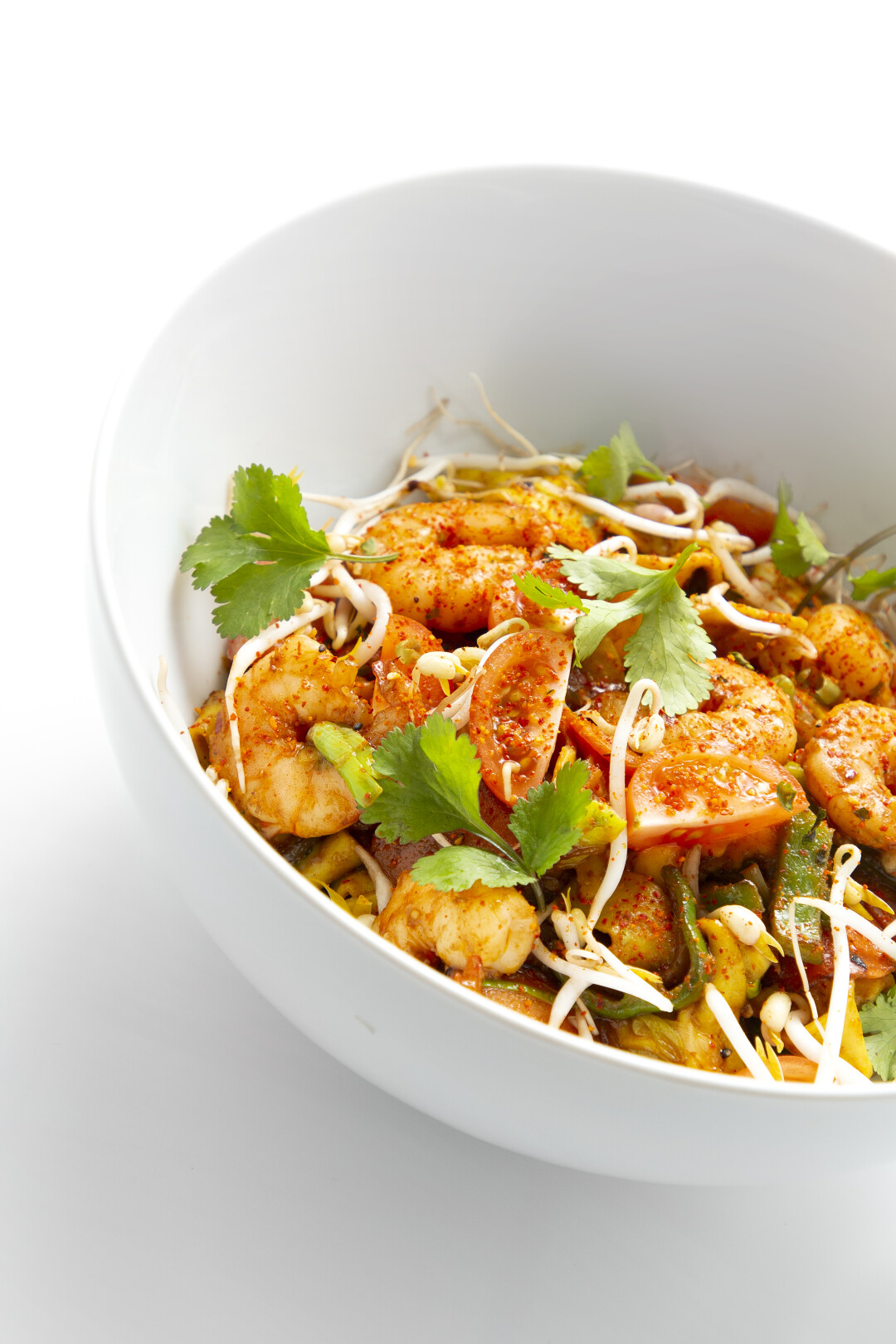 Яичная лапша с креветками в соусе пад тай