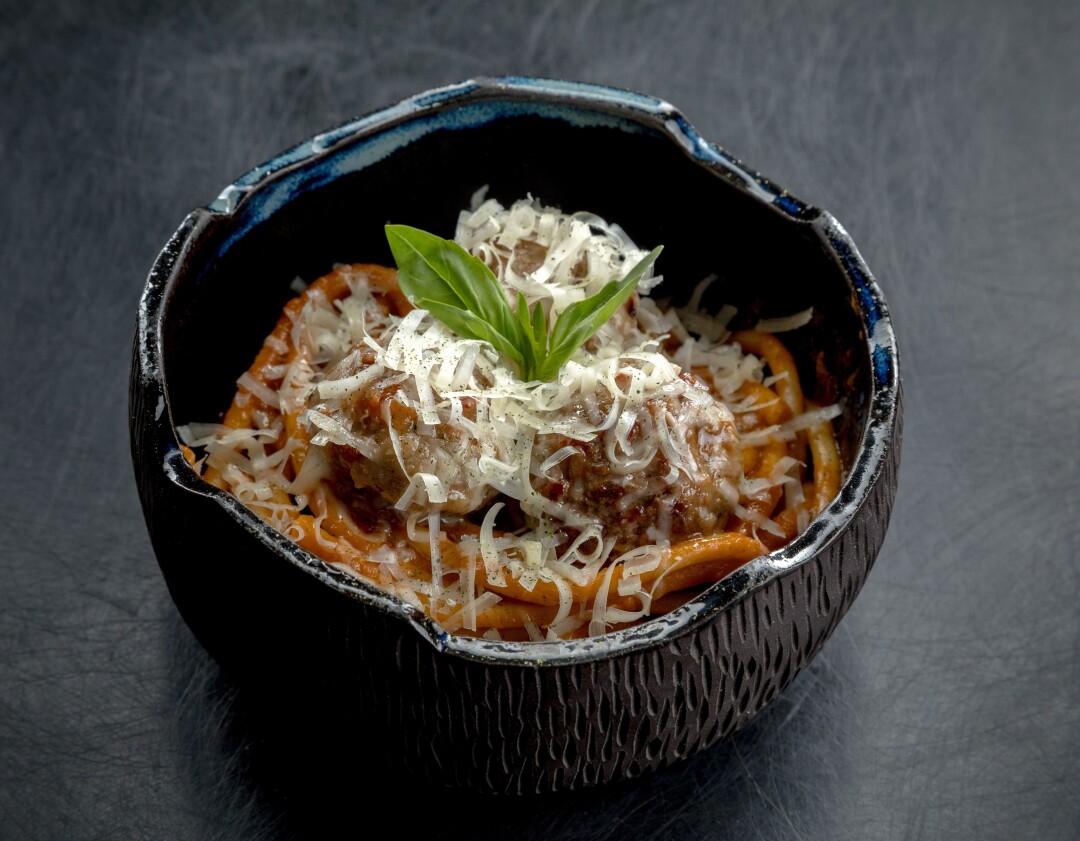 Паста с фрикадельками из меню деловых обедов