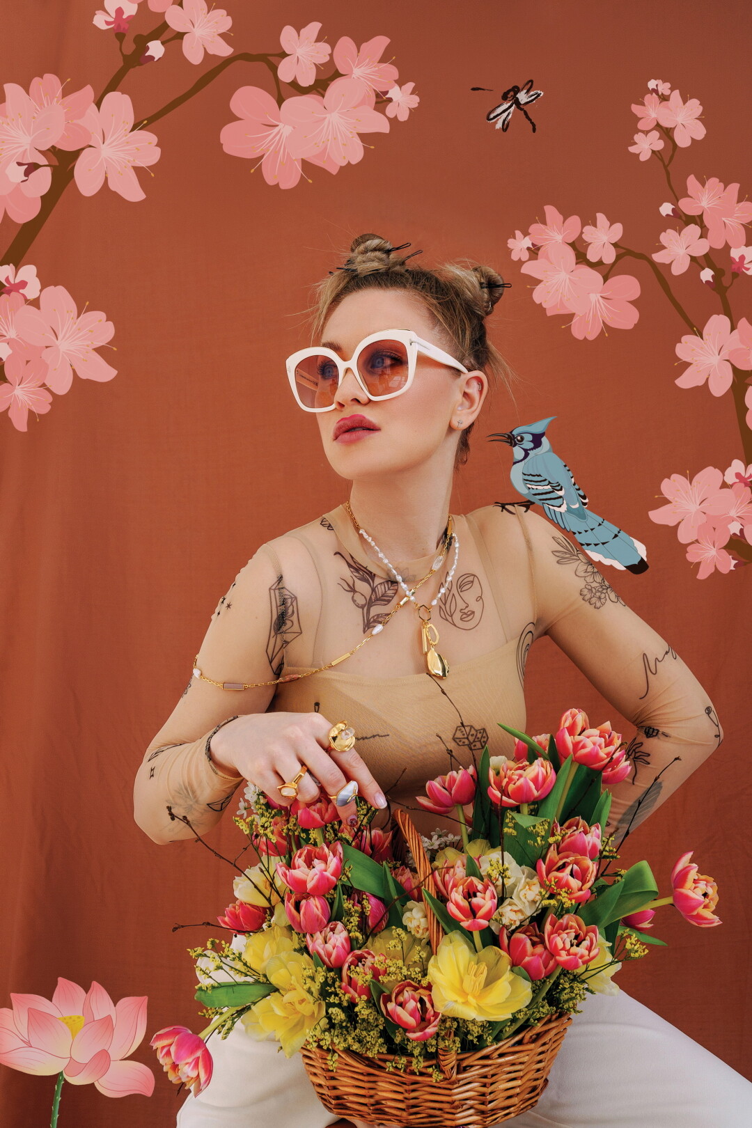 Дарья Исакова Кольца, бусы, чокер GRANI Солнцезащитные очки Tom Ford Оптика «Центр Зрения» Цветочная композиция Flowers Home