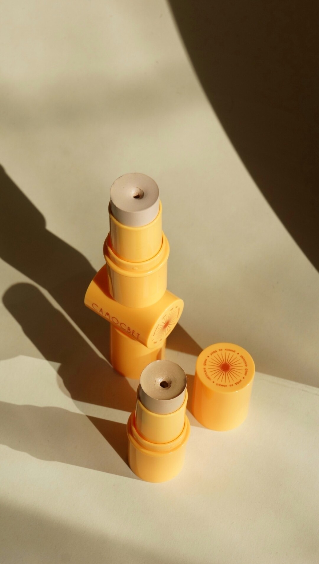 Тональный флюид в стике