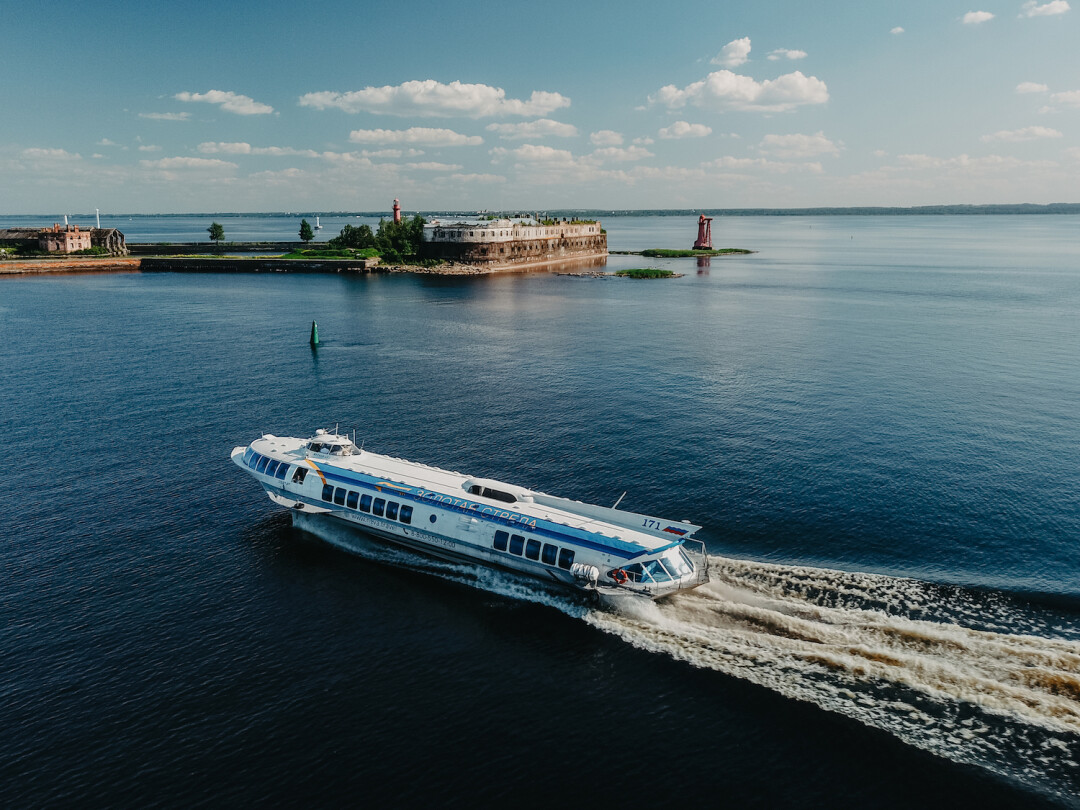 Этим летом вокруг фортов Кронштадта можно будет пройти на «Метеоре» |  Sobaka.ru