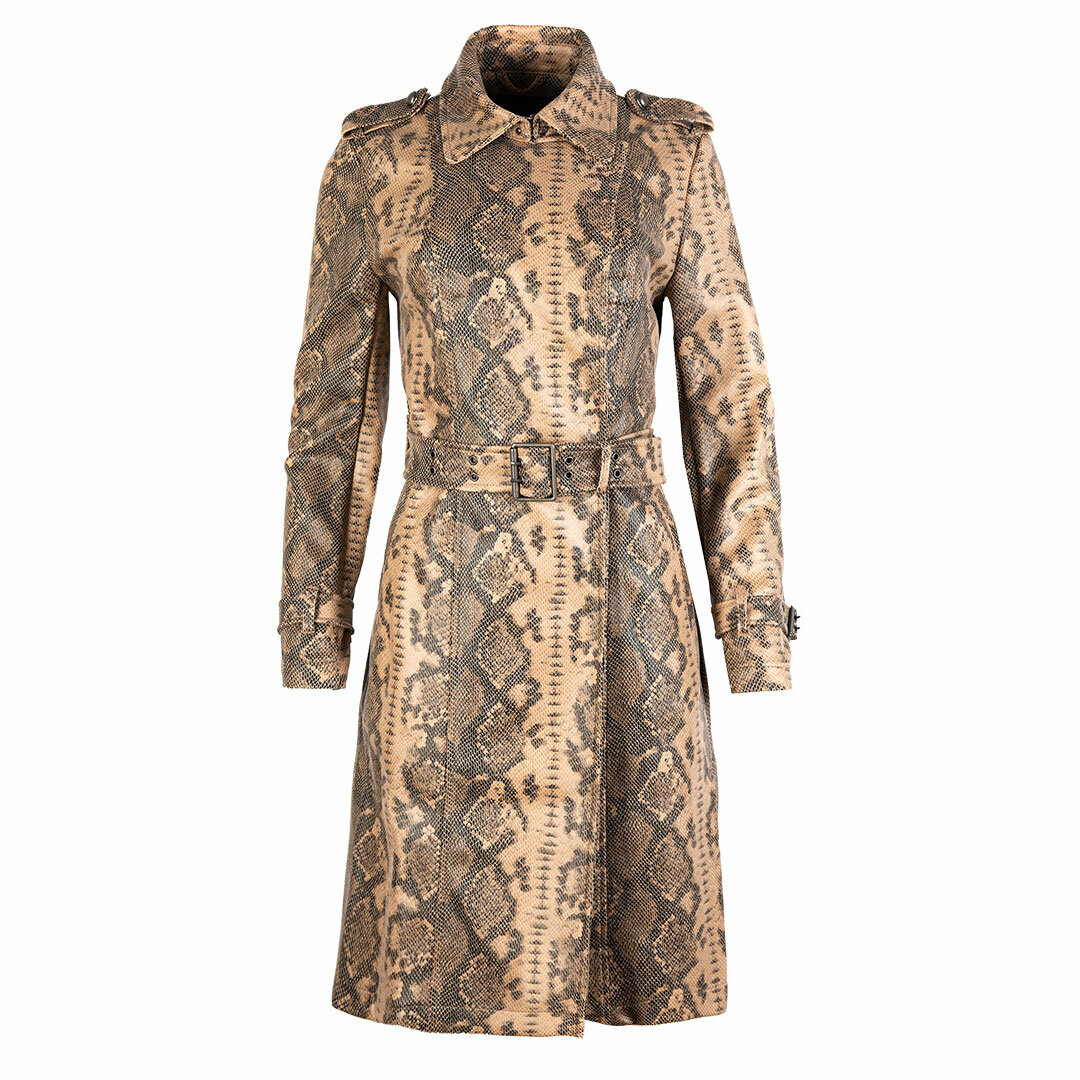 GUESS, Московский универмаг, Московский пр., 205 А, 31 700 руб.