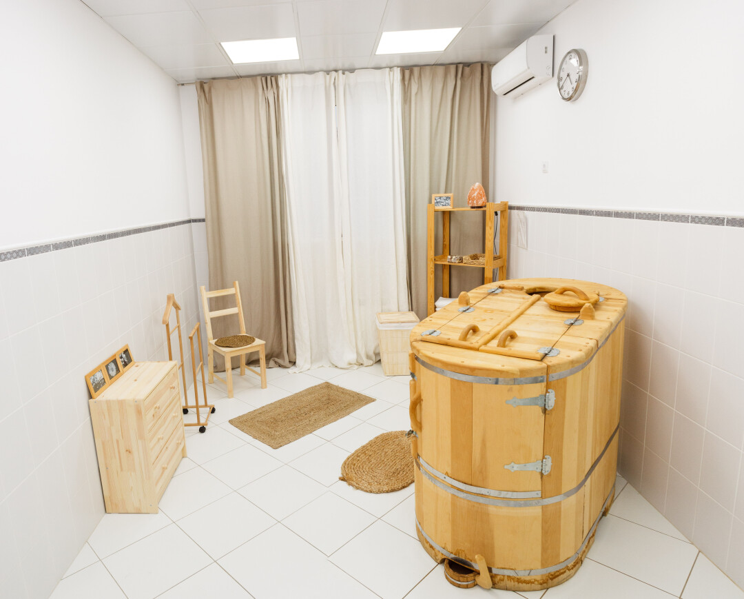 Спа-зона с кедровой бочкой