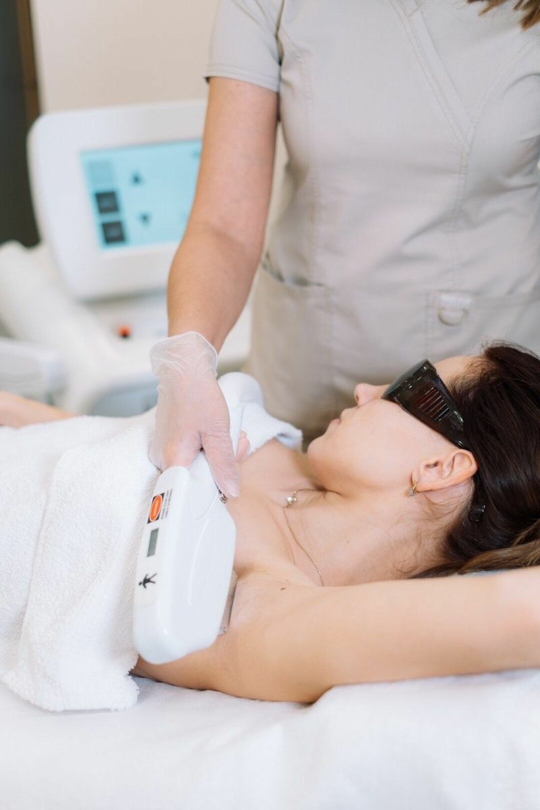 Лазерная эпиляция на аппарате Innovatione 3s pro