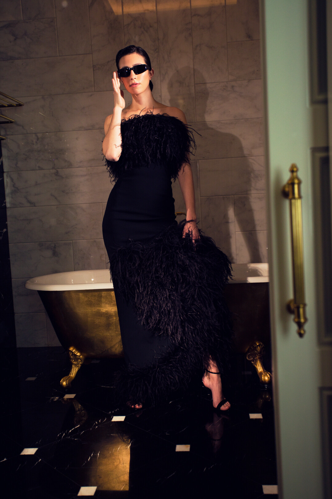 Платье , очки, серьги Saint Laurent