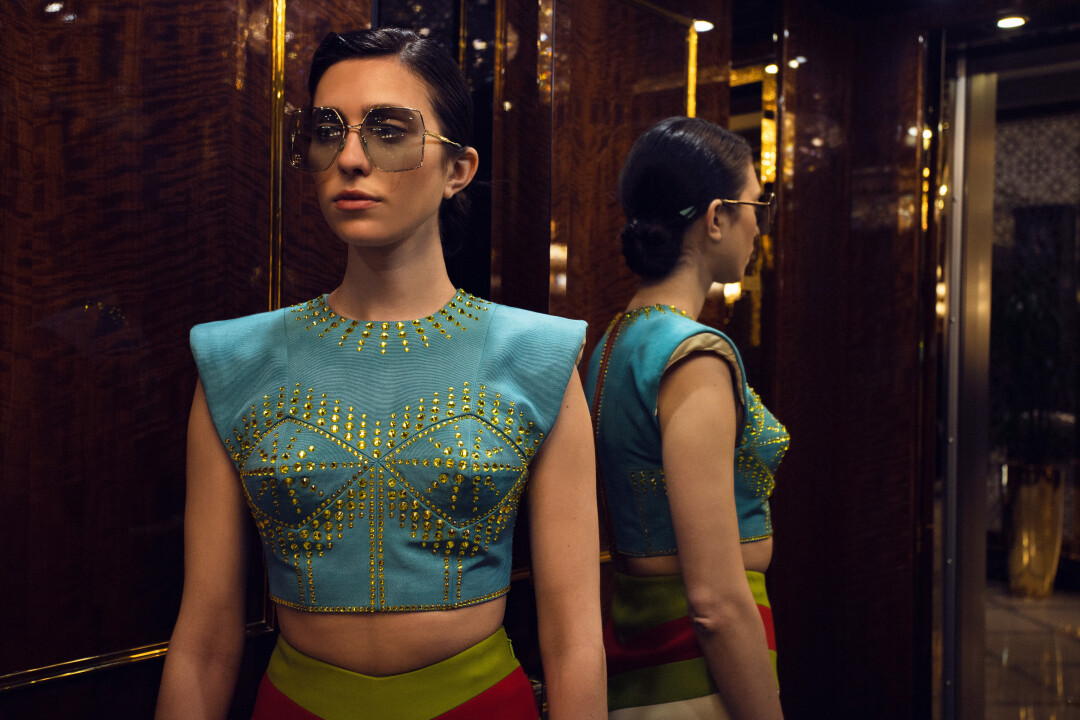 Топ, юбка, очки, Gucci