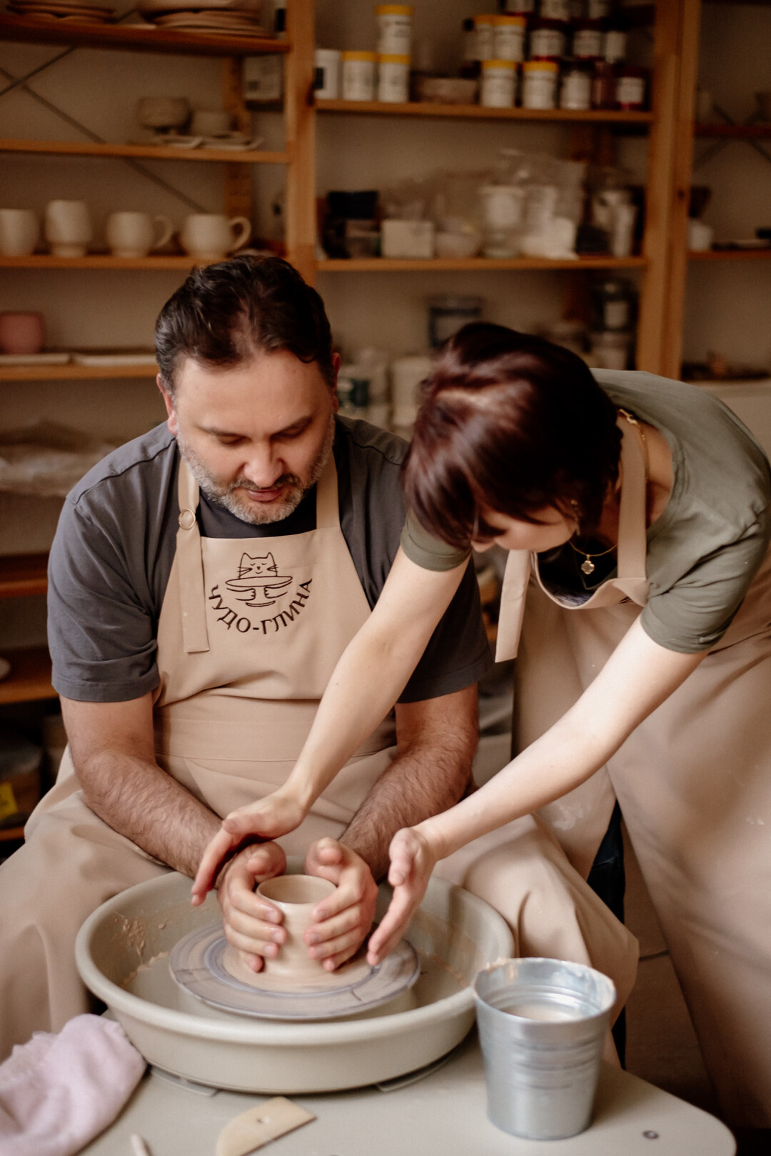 Есть индивидуальные и групповые мастер-классы, а также парные – как идея для свидания