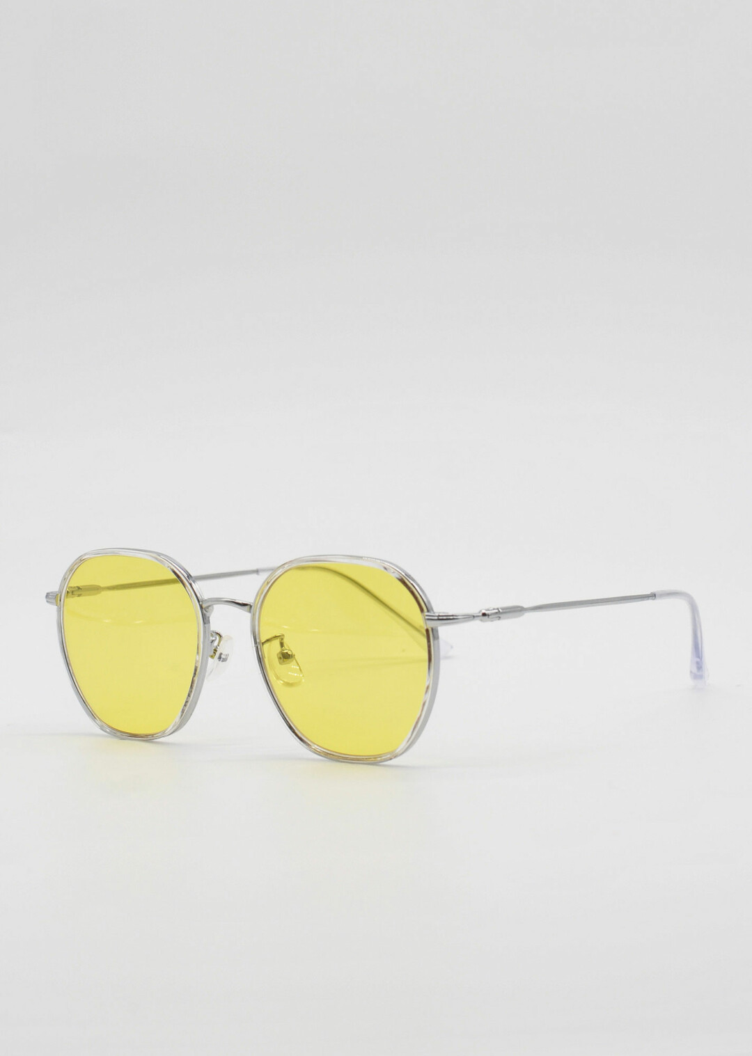 Radius 58, ул. Большая Конюшенная, 9, Севкабель Порт, ул. Кожевенная, 40, 7 100 руб.