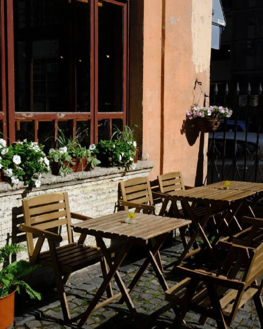 Hamlet + Jacks Красивый двор, в котором теперь можно еще и завтракать! Волынский пер., 2