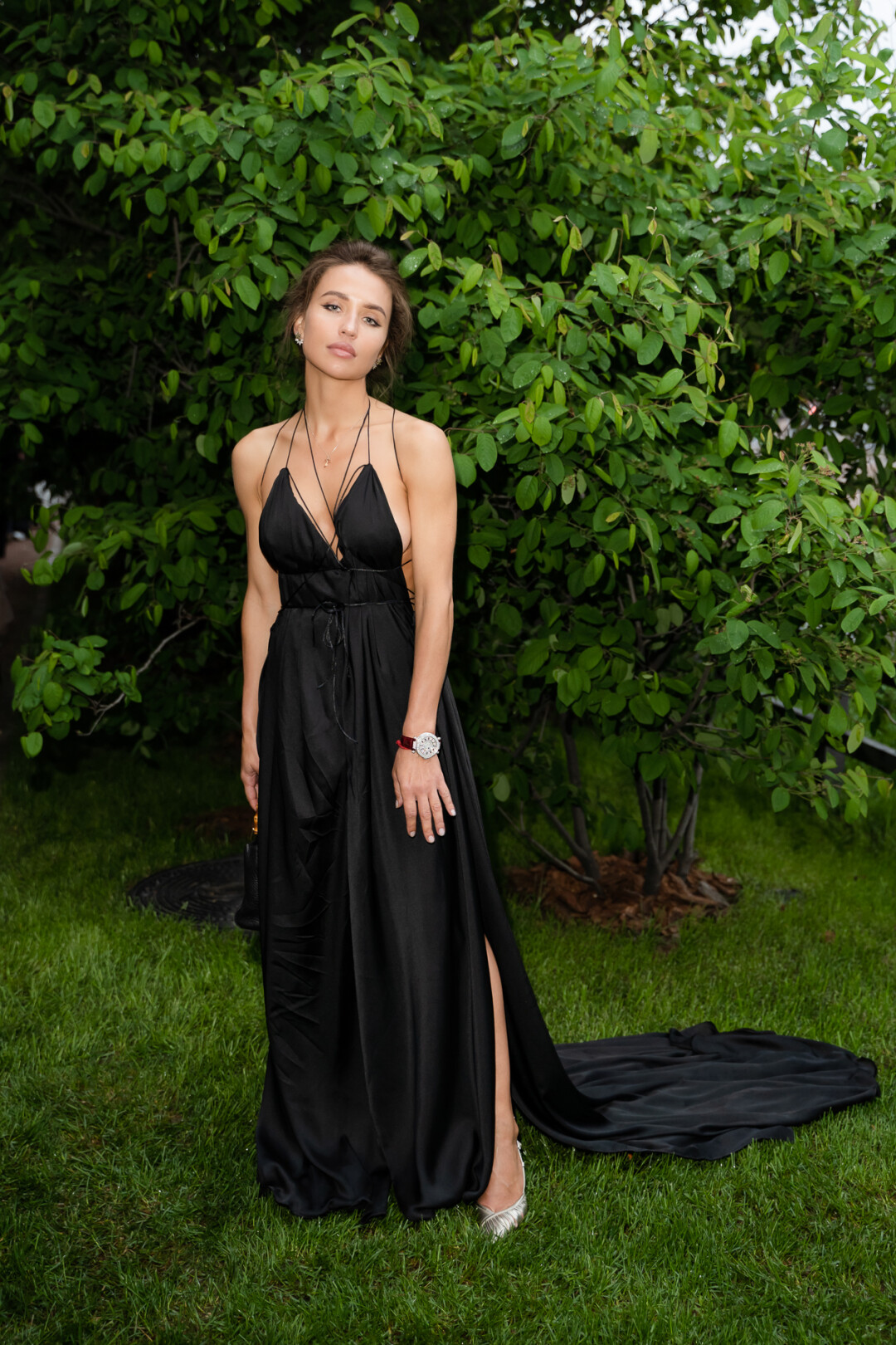 Сумка Gucci, платье 404 NOT FOUND, туфли Zara