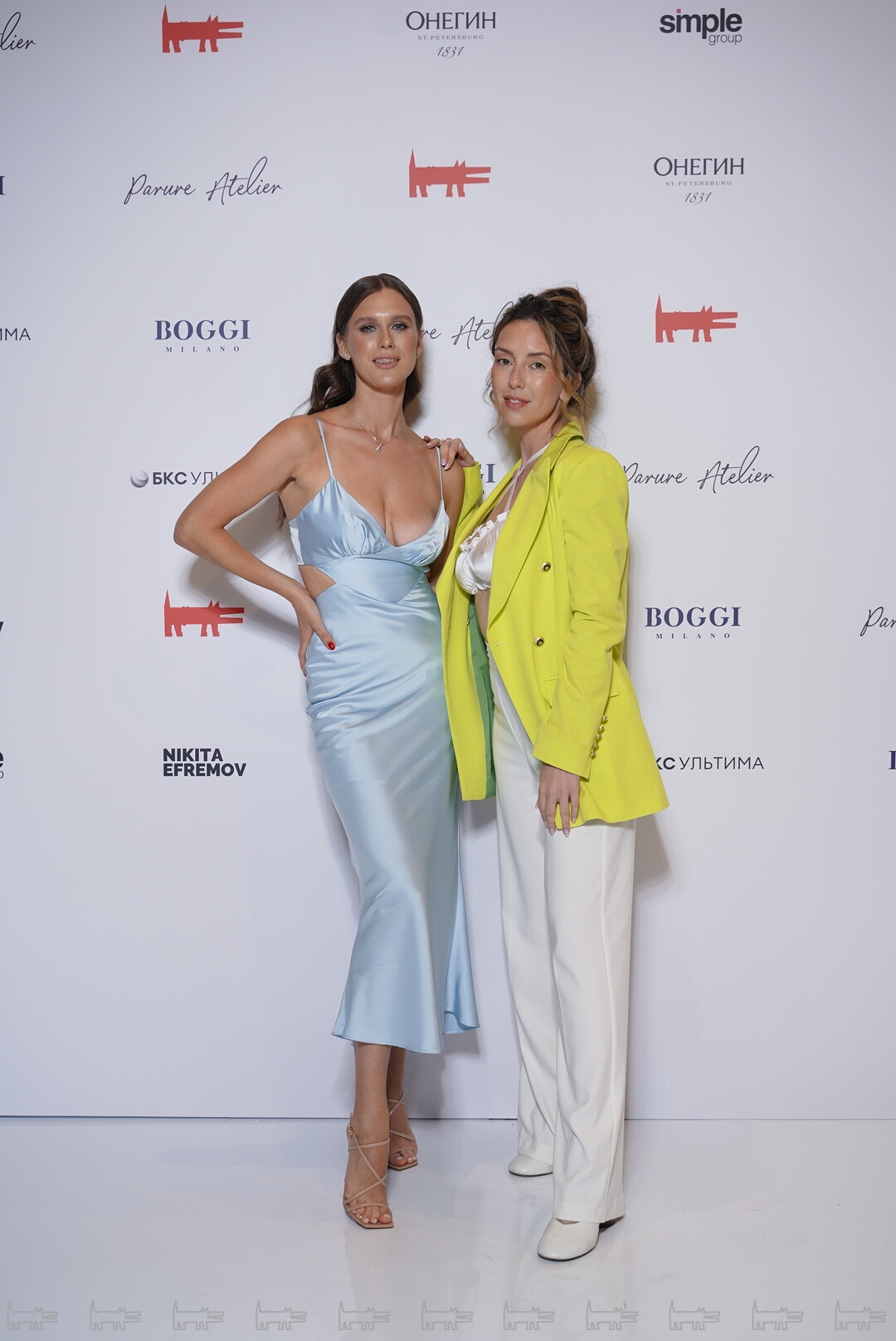 Алёна Ристич, Виктория Баженичева