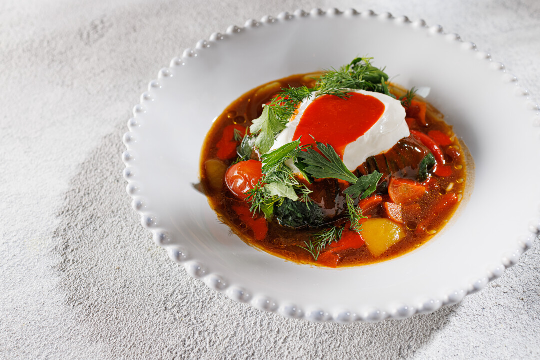 Голубцы с говядиной и капустным бульоном 680 р