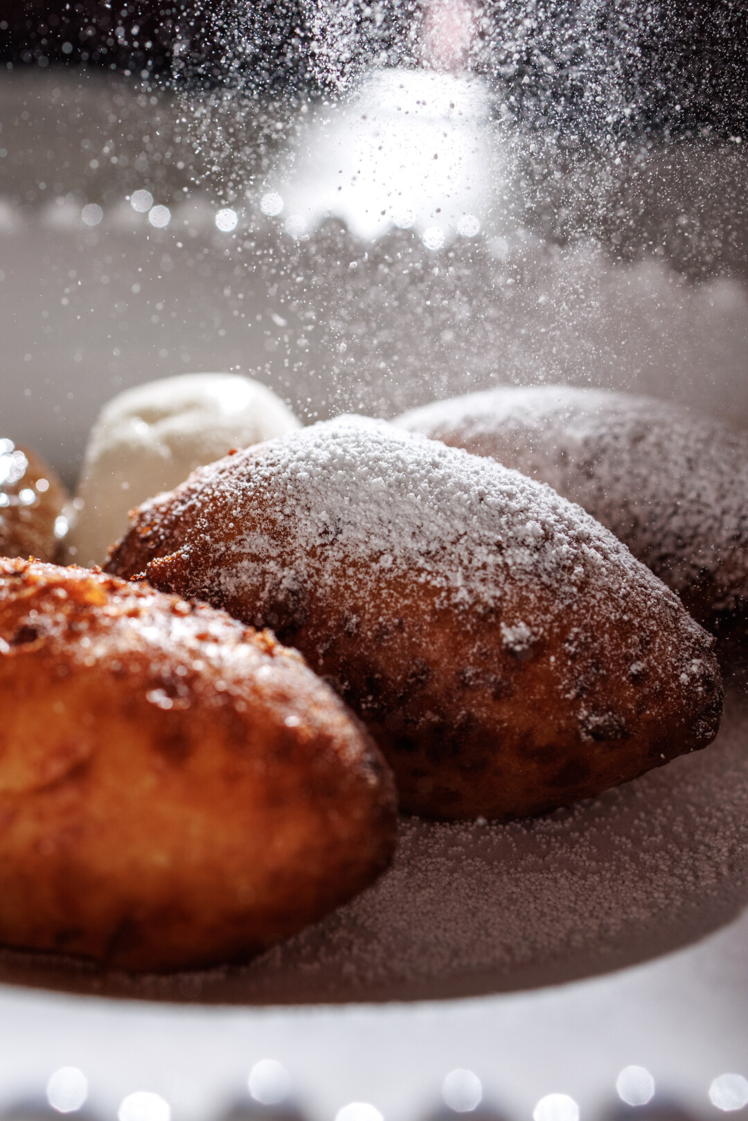 Пончик с карамелью и сметаной 320 р