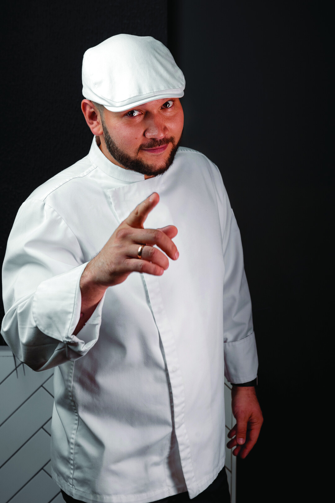 Шеф-повар Вячеслав Ахметханов