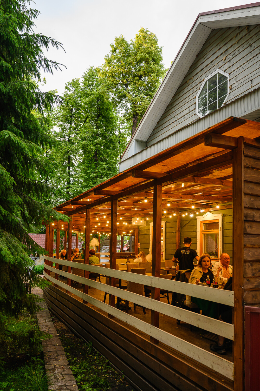 «Ресторан Честных Цен» на проспекте Октября