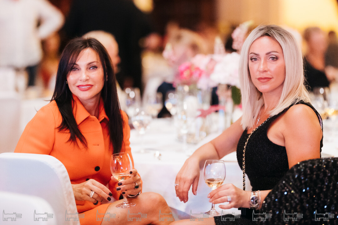 Елена Василенко, Елена Тян