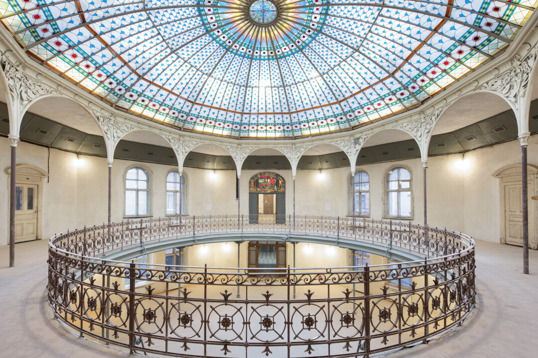 Витражный купол в особняке бывшего «Русского для внешней торговли банка», Большая Морская улица, 32