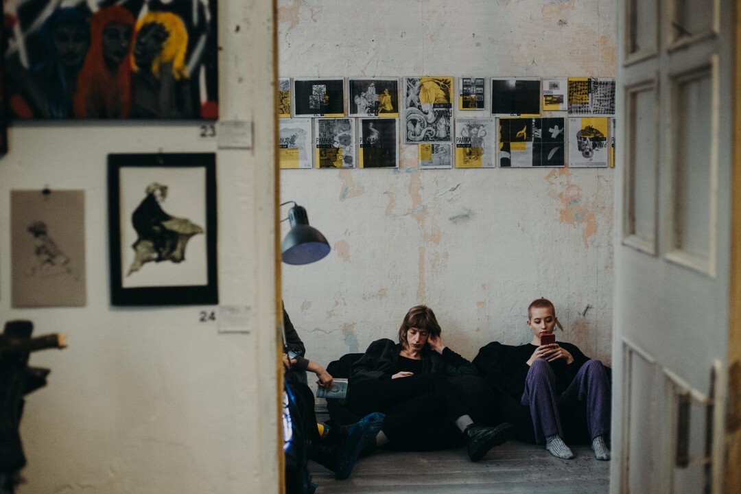 Развлечения: Кочующая галерея-биеннале «32 дня» Галерея современного искусства, в которой не бывает скучно. Форматы показываемых работ самые