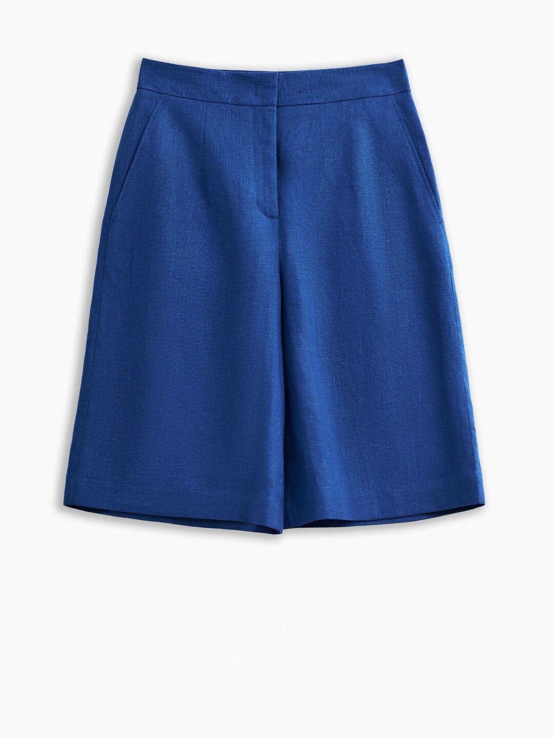 Шорты CHARUEL, «Галерея», Лиговский пр., 30а, 4 590 руб.