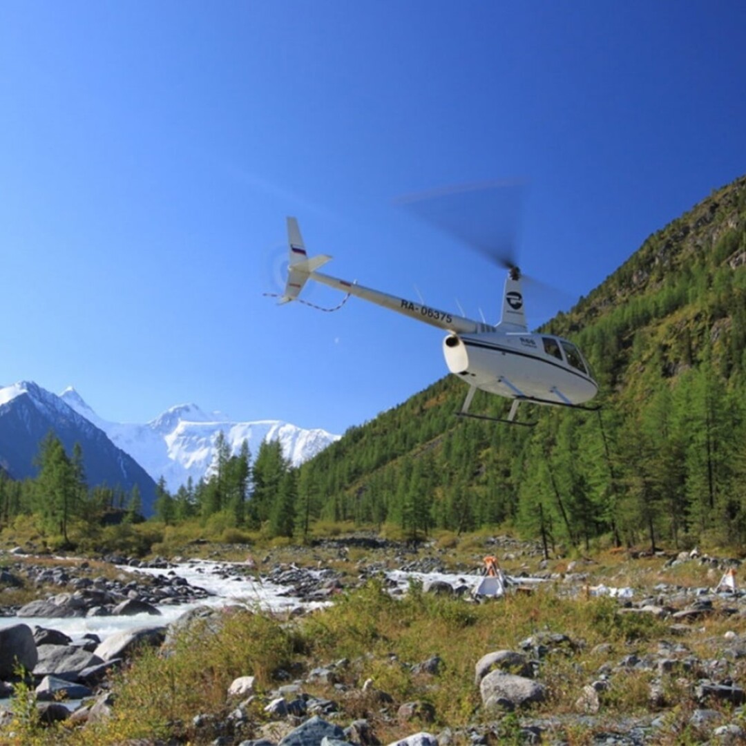 Вертолетная прогулка горный Алтай