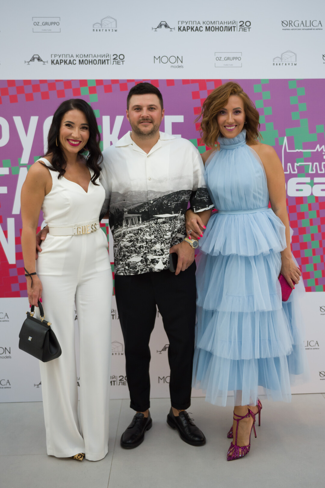 Фоторепортаж: Гости показа «Русские. Fashion night» | Sobaka.ru