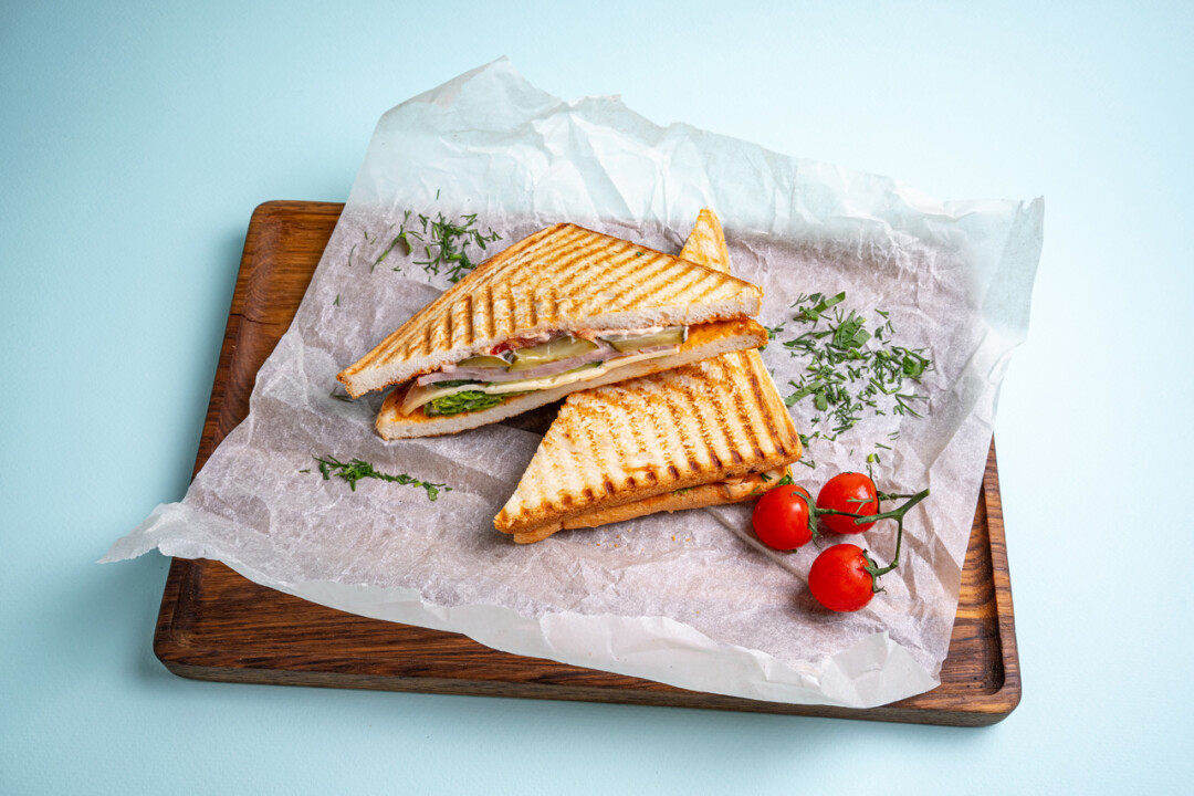 Сэндвич с ветчиной