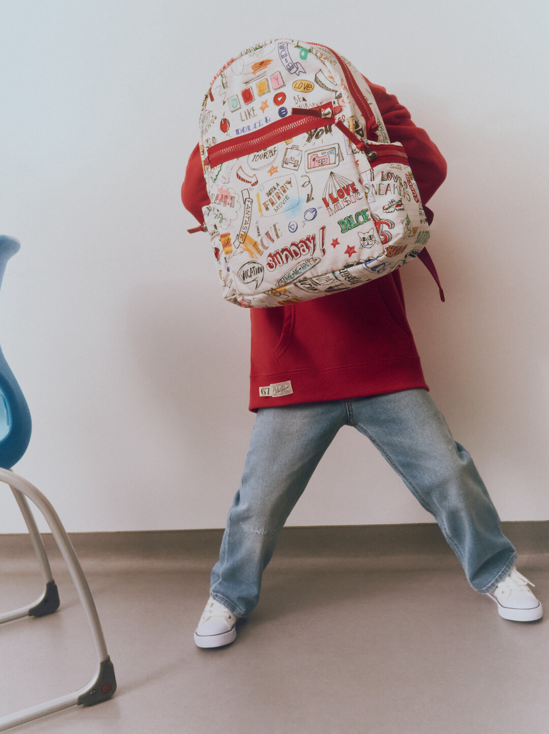 Худи Polo Ralph Lauren, 11 400 руб., джинсы Dolce & Gabbana, 23 850 руб., кеды Polo Ralph Lauren, 12 100 руб., рюкзак Dolce & Gabbana, 57 600 руб.