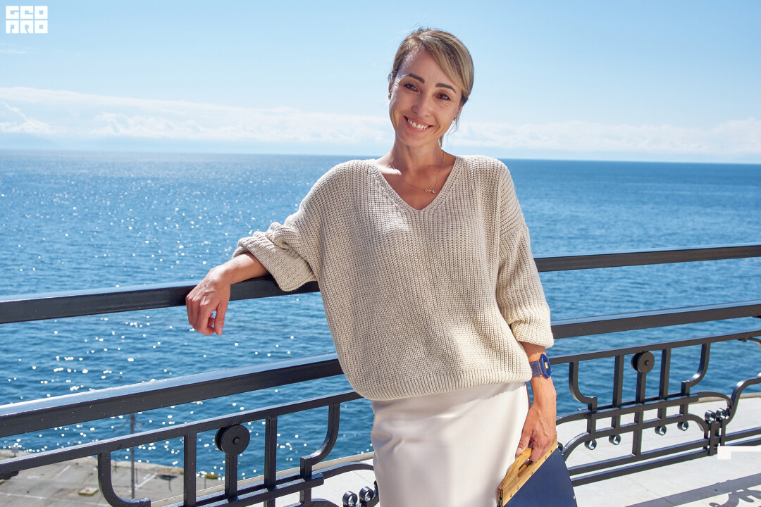 ЮЛИЯ ДМИТРИЕВА Руководитель направления Дизайн. Мир мебели